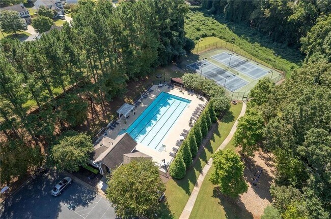 Building Photo - 514 Carrington Ct