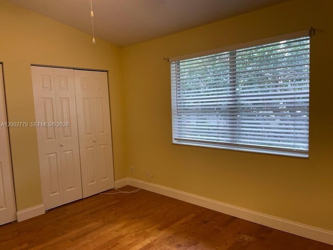 Building Photo - 81 SW 3rd St