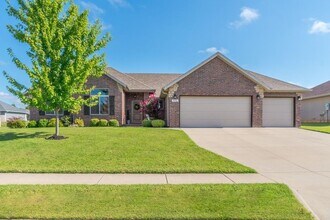 Building Photo - COMING SOON! Battlefield Area, Republic Public Schools