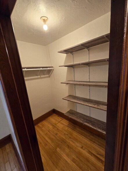 Building Photo - 1212 Stuart St