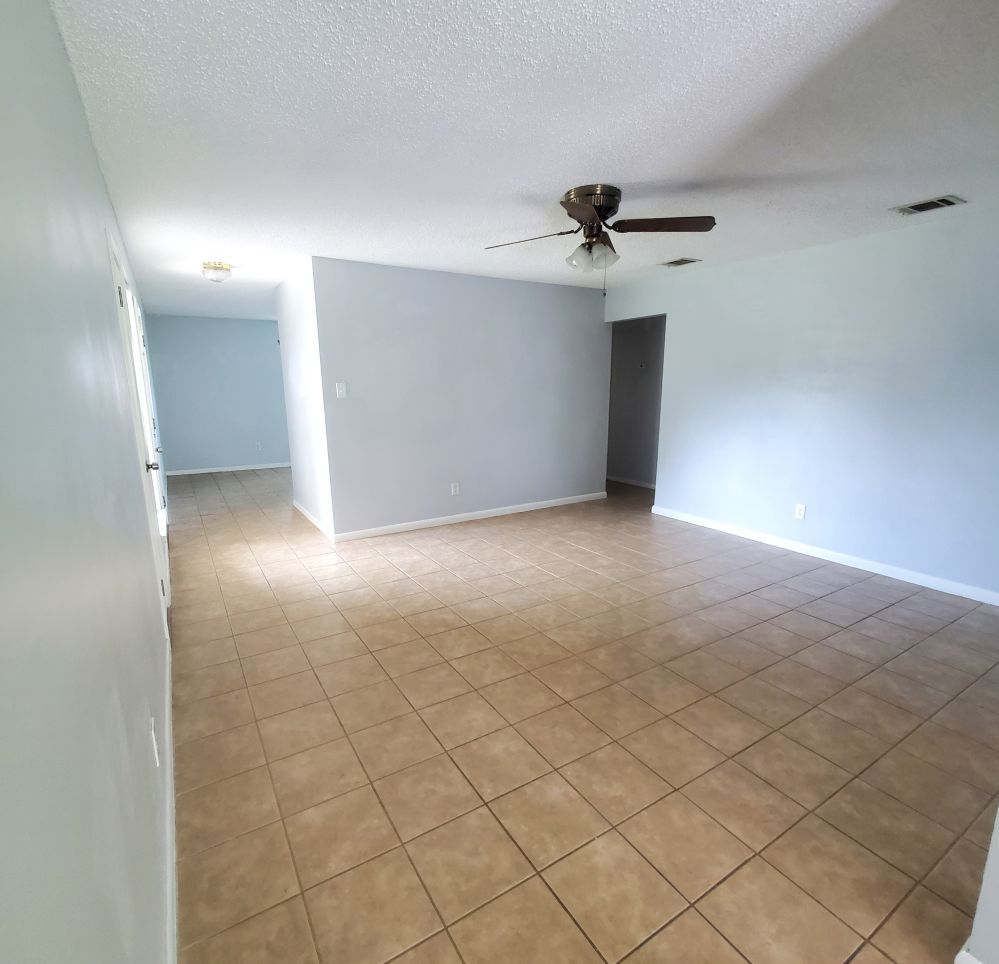 Building Photo - 6922 Foxside Ln