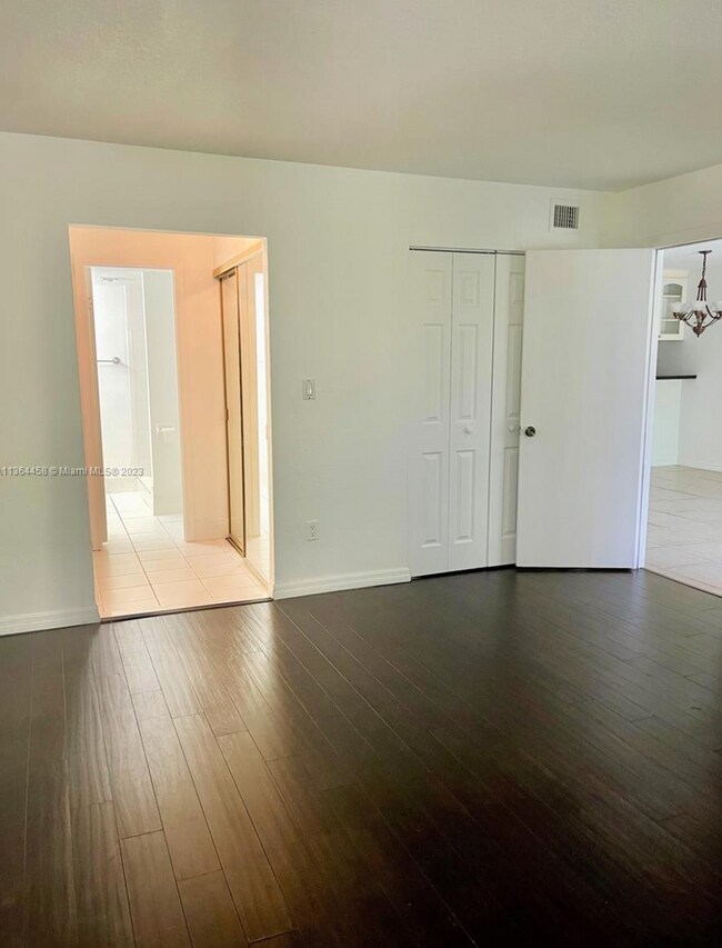 Building Photo - 6800 Cypress Rd