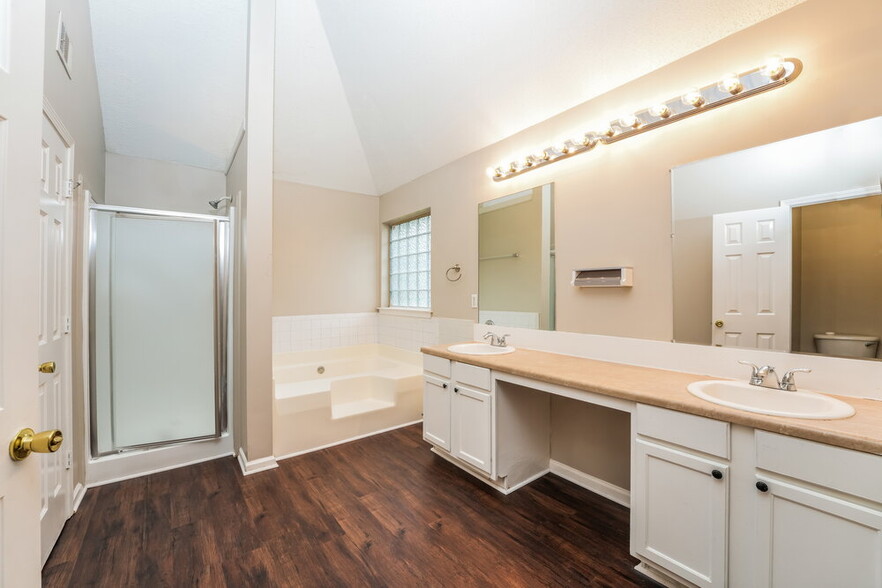 Building Photo - 4670 Bridle Point Pkwy