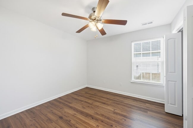 Building Photo - 82 Palmetto Green Dr