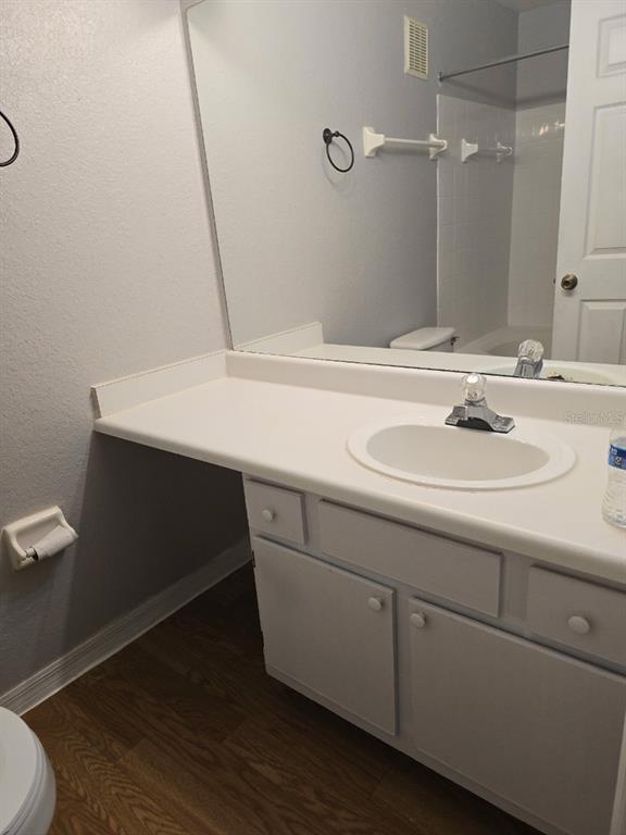 Building Photo - 4240 Summer Landing Dr