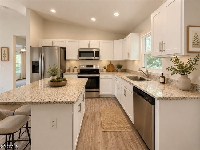 Building Photo - 1173 E Benbow Cir