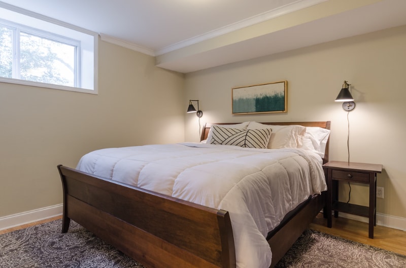 Building Photo - 1401 Seneca Pl