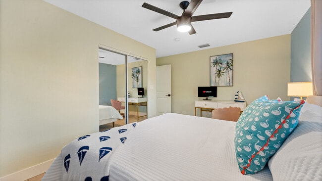 Building Photo - 79 S Brevard Ave