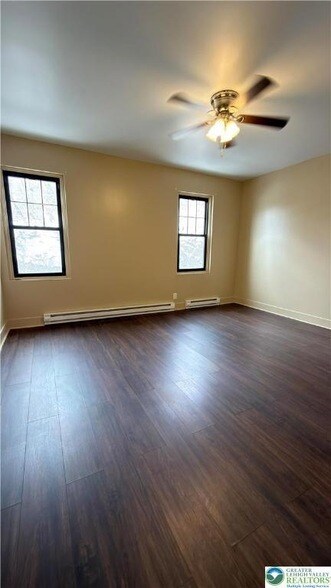 Building Photo - 202 E Hamilton St