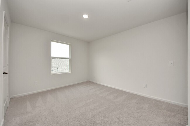 Building Photo - 18740 Lucas Michael Wy