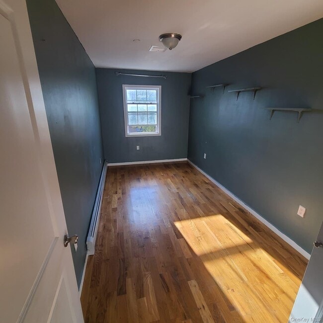 Building Photo - 104-42 164th St