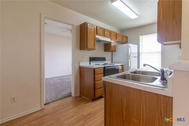 Building Photo - 5710 Greengate Dr