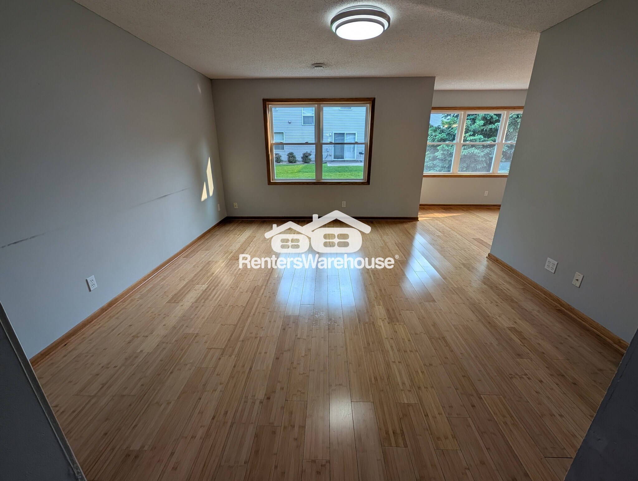 Building Photo - 10549 64th Way NE