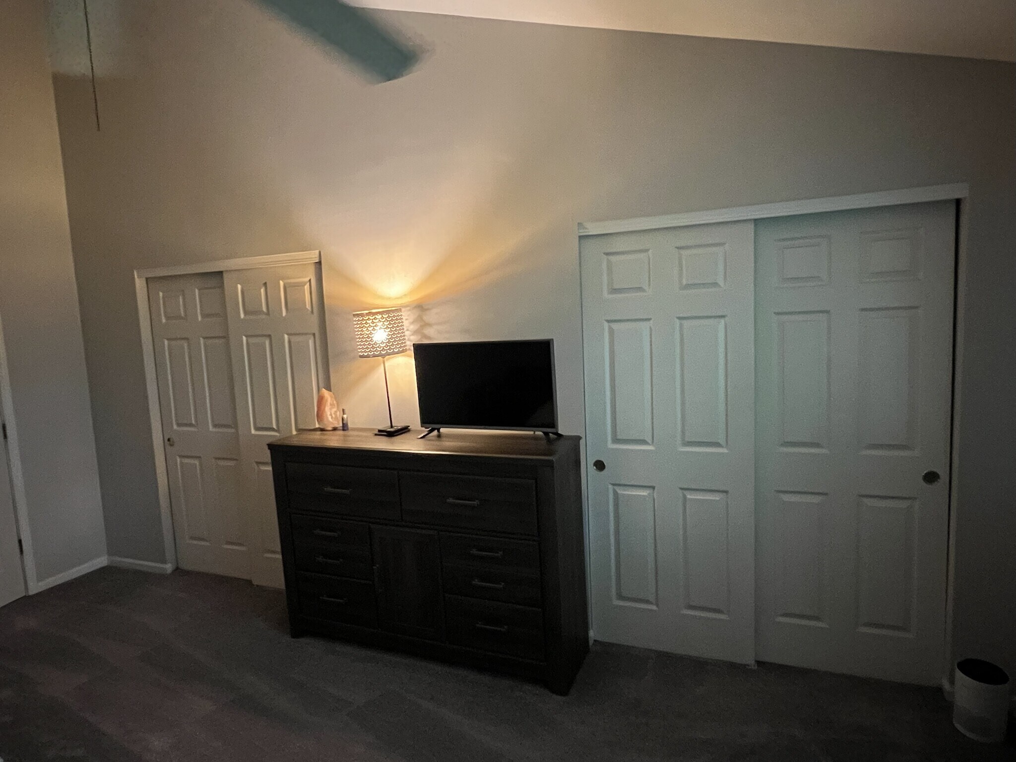 Building Photo - 2128 Fulham Dr