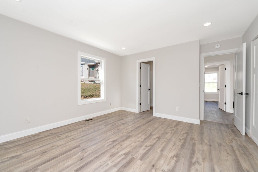 Building Photo - 7725 Timbercreek Ct