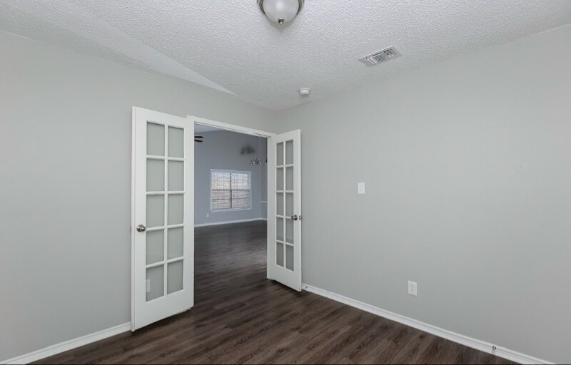 Building Photo - 3707 Seville Ln