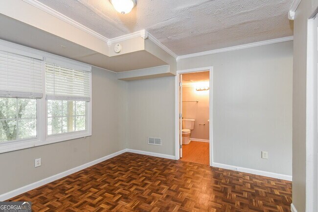 Building Photo - 4930 Baker Plantation Way