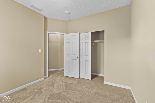 Building Photo - 1241 Elm Grove Ln