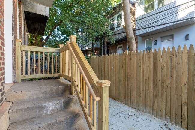 Building Photo - Newly rehabbed and Passed PHA Inspection too