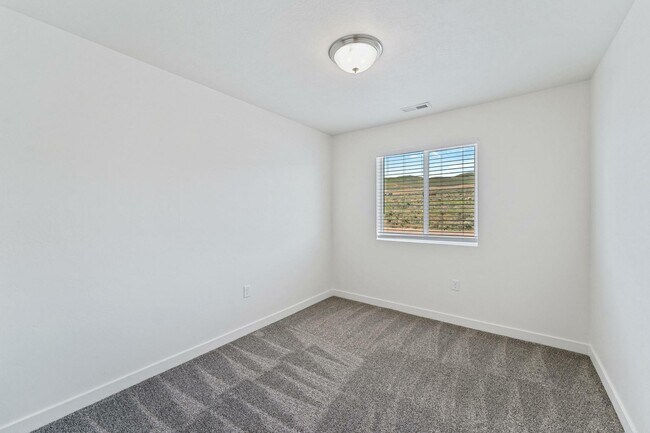 Bedroom - Herriman Townhomes - FC