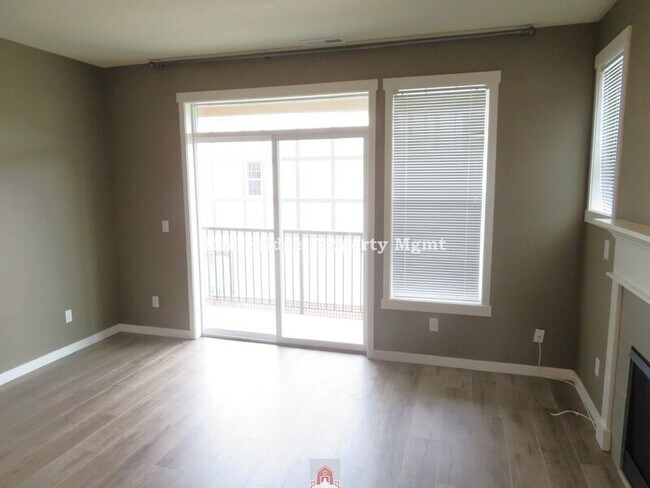 Building Photo - 28500 SW Villebois Dr N