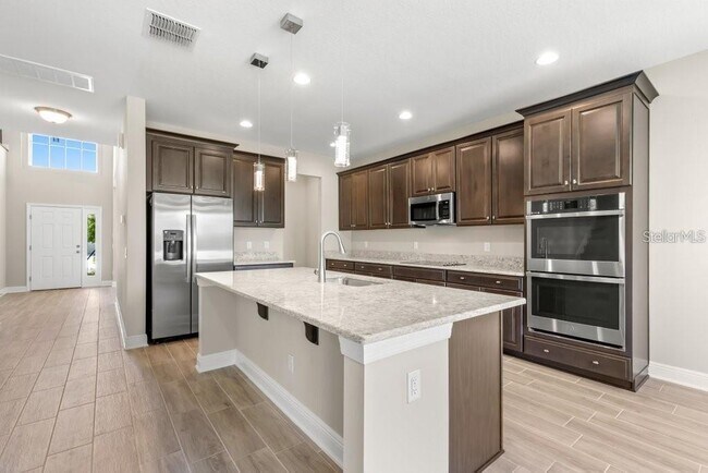 Building Photo - 16010 Sonoma Grv Cir