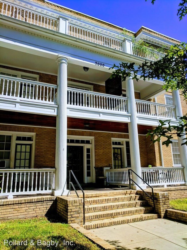 Building Photo - 3000 Monument Ave