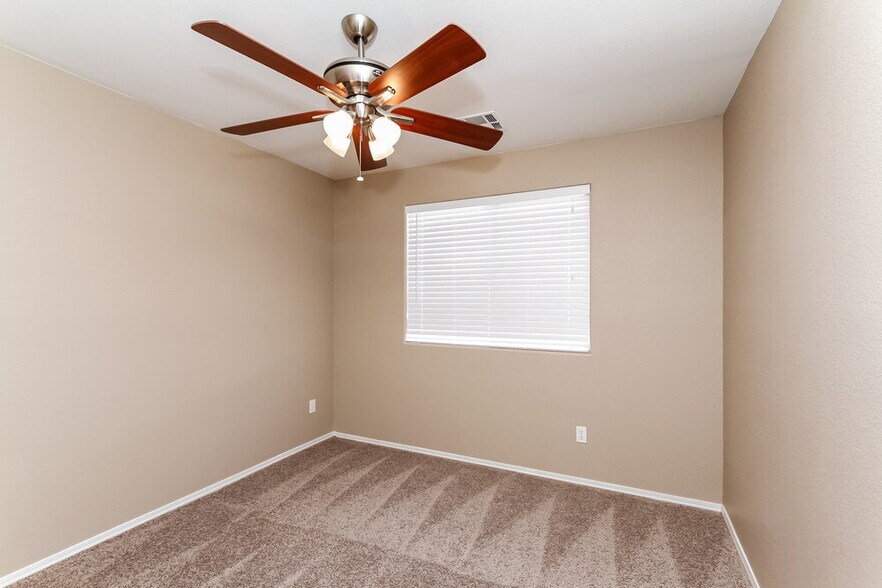 Building Photo - 10571 Alondra Peak St
