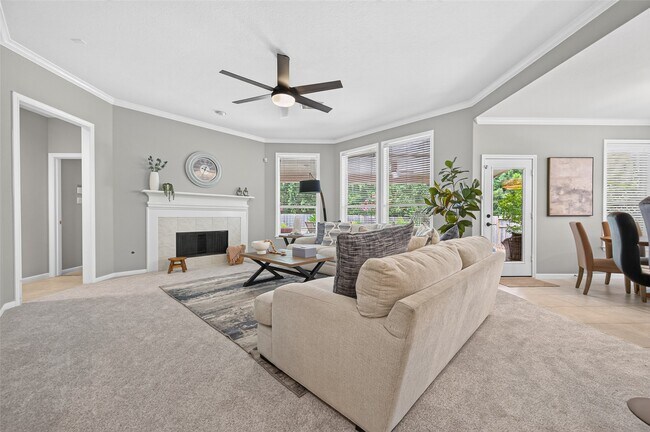 Building Photo - 27 E Shale Creek Cir