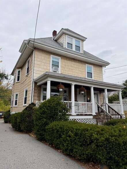 Building Photo - 134 N Union St