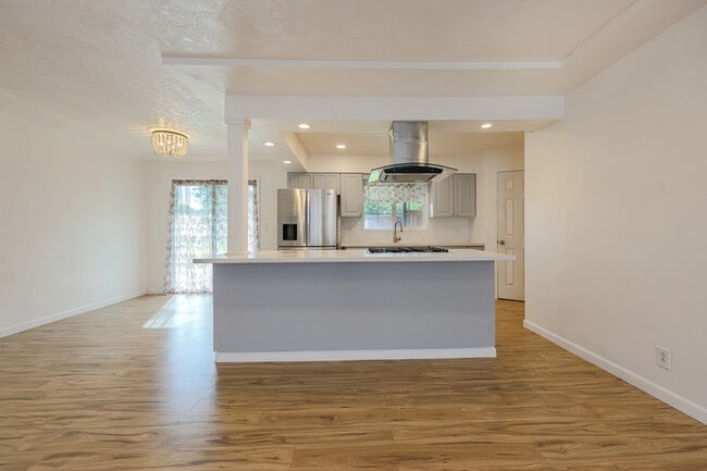 Building Photo - 2641 SE 168th Ave