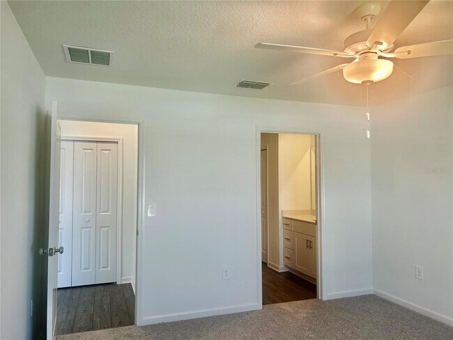 Building Photo - 1158 NW 47th Ct