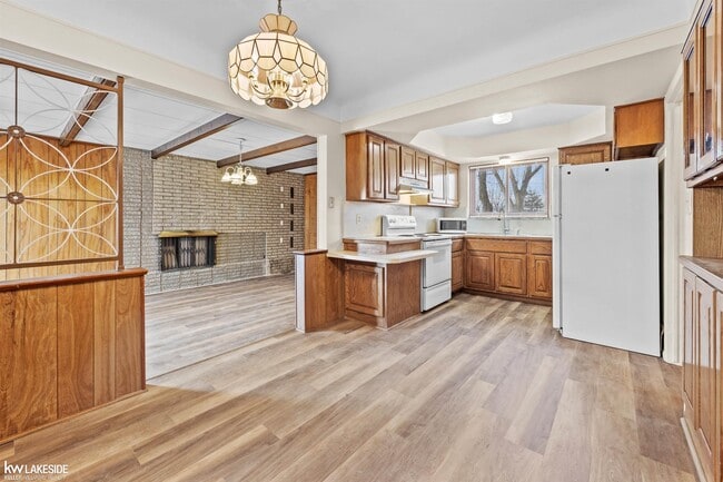 Building Photo - 11050 Irene Ave