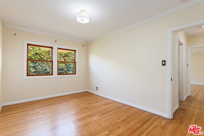 Building Photo - 1976 S Preuss Rd