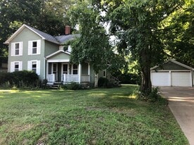 Building Photo - 408 Myrtle Ave