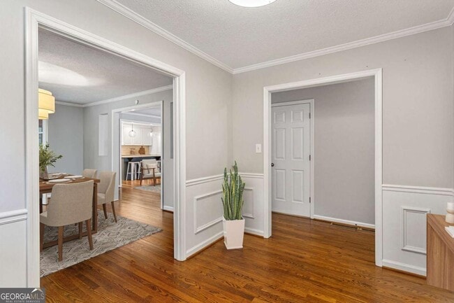 Building Photo - 1375 Mosswood Ln SE