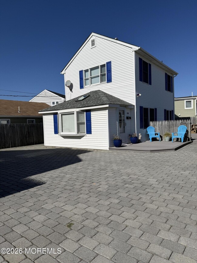 Building Photo - 62A Inlet Dr