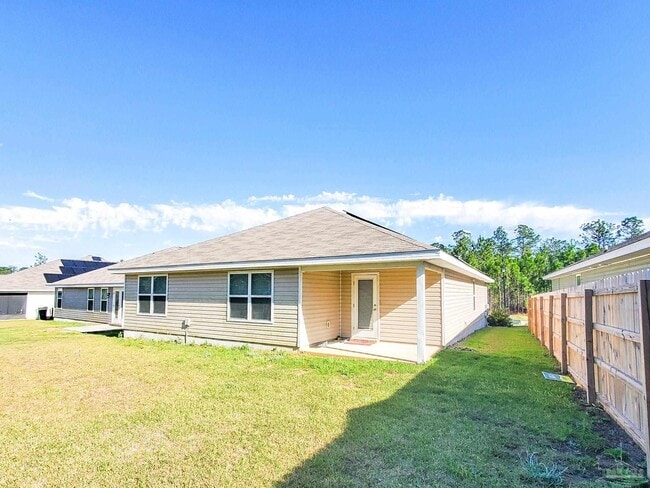 Building Photo - 5810 Paddock Way