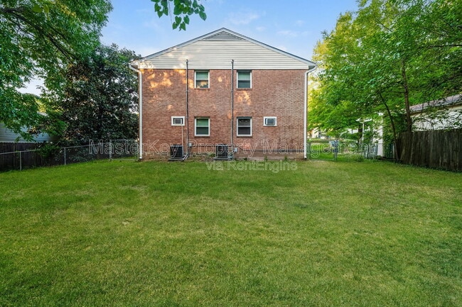 Building Photo - 1023 Berkeley St