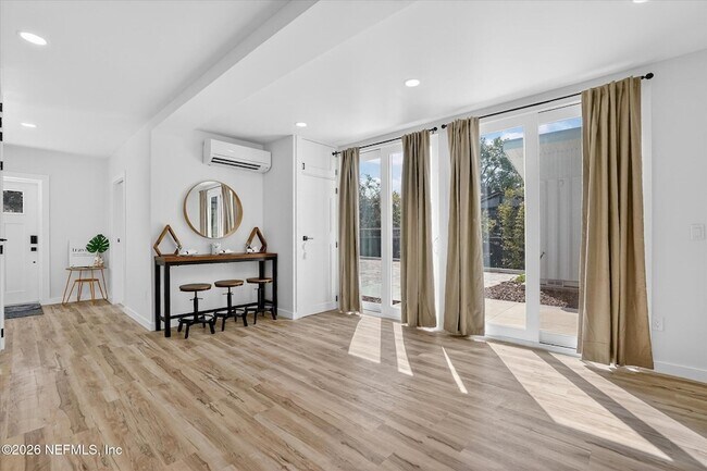 Building Photo - 8778 Waterfront Terrace