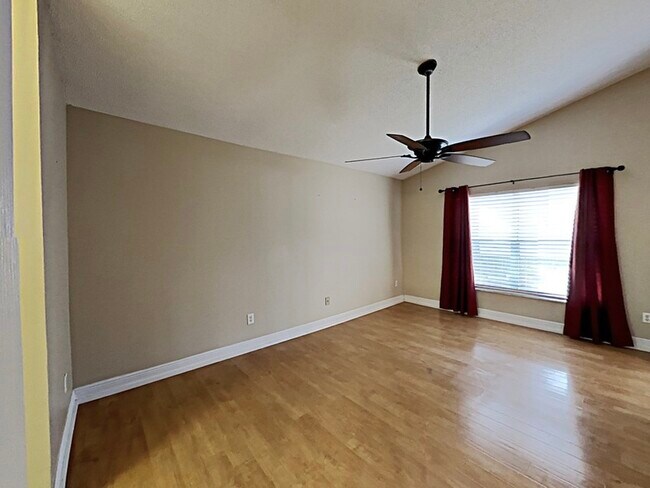 Building Photo - 346 Morning Creek Cir