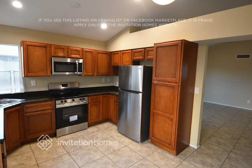Building Photo - 5604 W Garden Dr