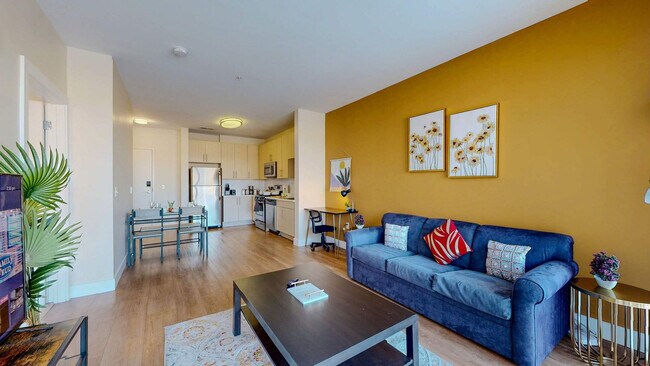 Building Photo - 545 Bedford St