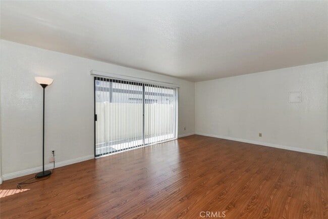 Building Photo - 1818 W 145th St