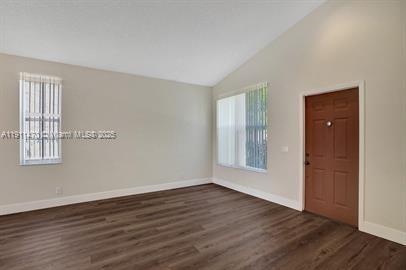 Building Photo - 955 Savannah Falls Dr