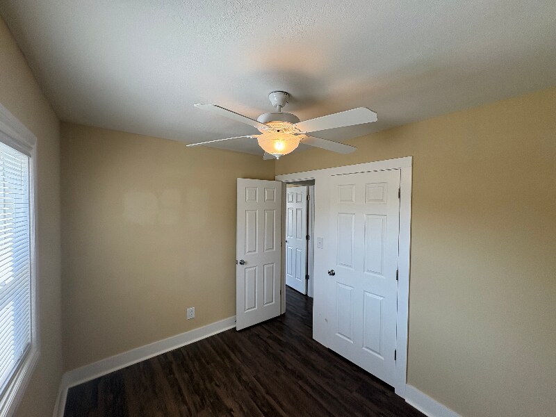 Building Photo - 2026 Penrose Dr