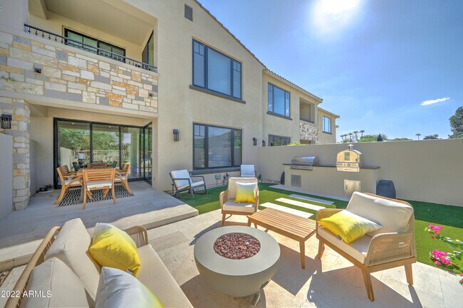 Building Photo - 6500 E Camelback Rd