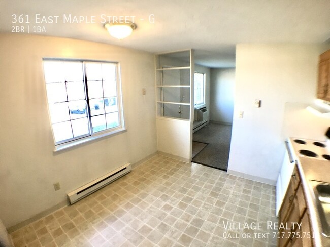 Building Photo - Affordably Priced 2-Bed with eat-in kitche...