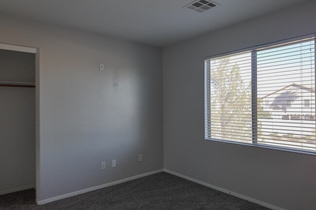 Building Photo - 9222 Cazador St