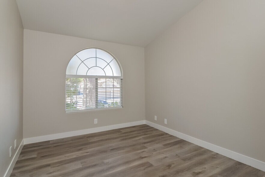 Building Photo - 1016 Armillaria St